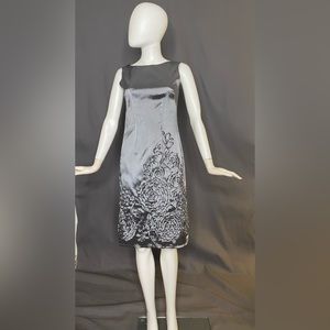 Silver sheath dress with floral detail (34/28/34)
